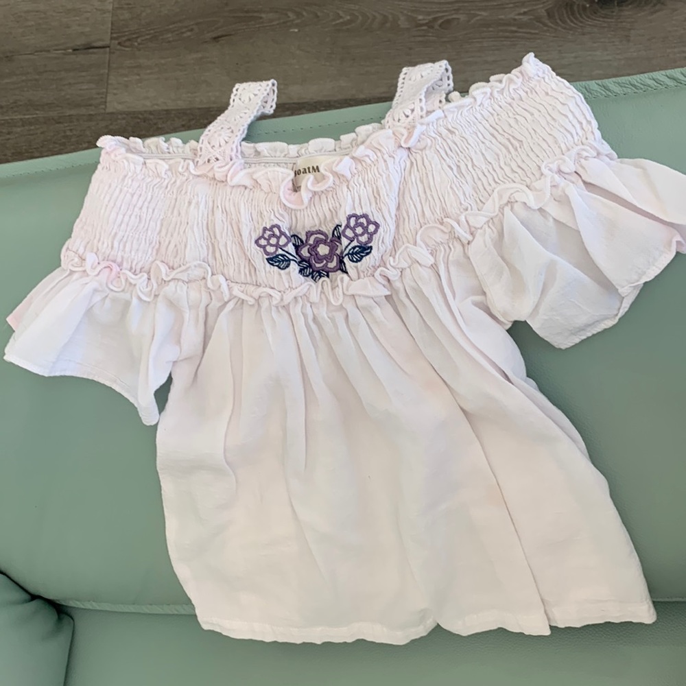 Girls clothes